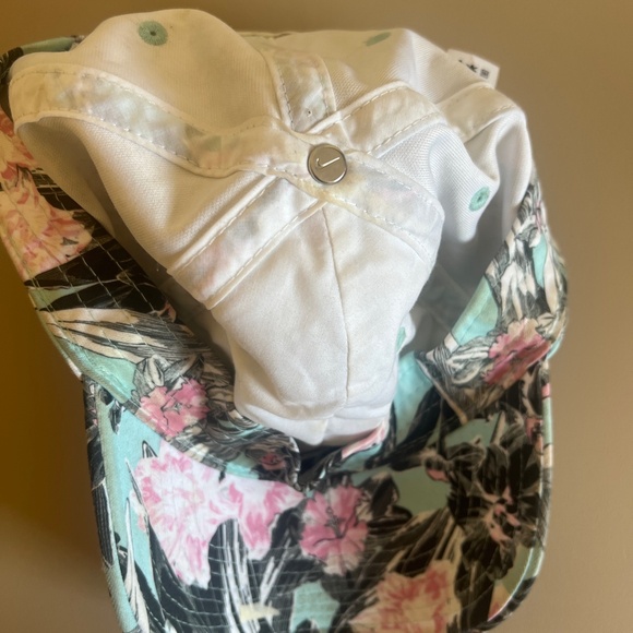 Nike Heritage 86 Floral Cap - Picture 13 of 13